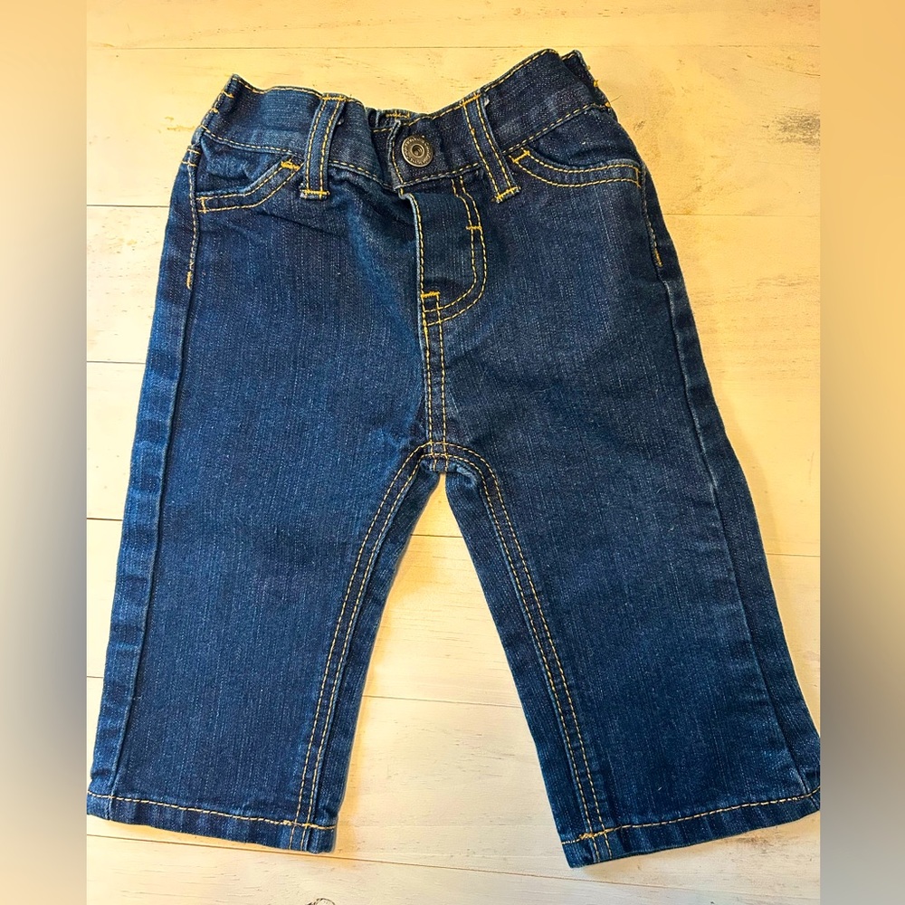 Baby boy or girl Calvin Klein unisex jeans Denim infant size 6-9 months